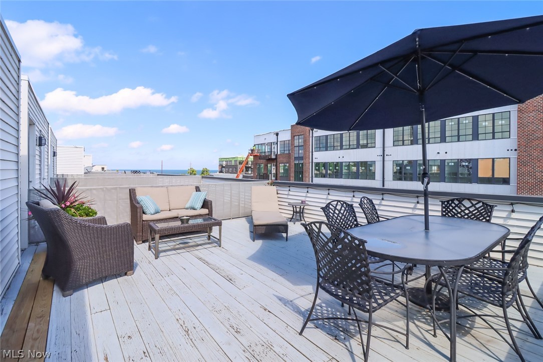 Battery Park Twnhms Condo - Residential