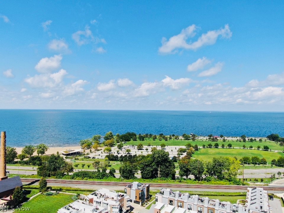 Battery Park Twnhms Condo - Residential