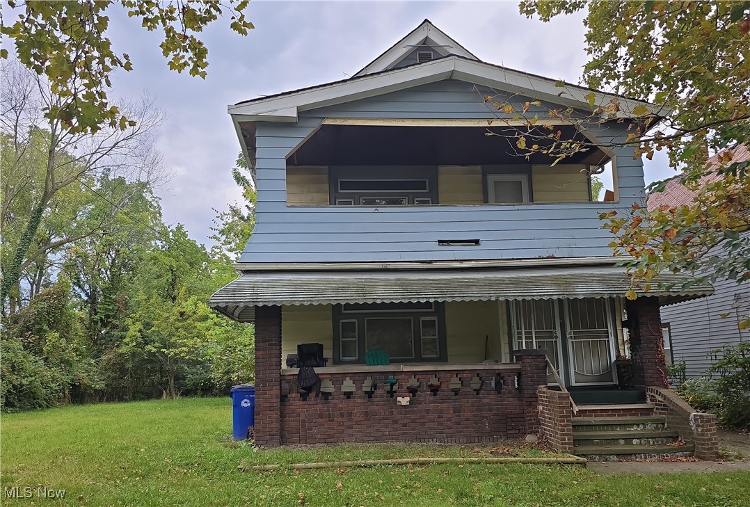 Large two family with two car garage. 1st floor apartment is occupied by a nice long term tenant. The 2nd floor apartment needs rehabbing. Open attic.