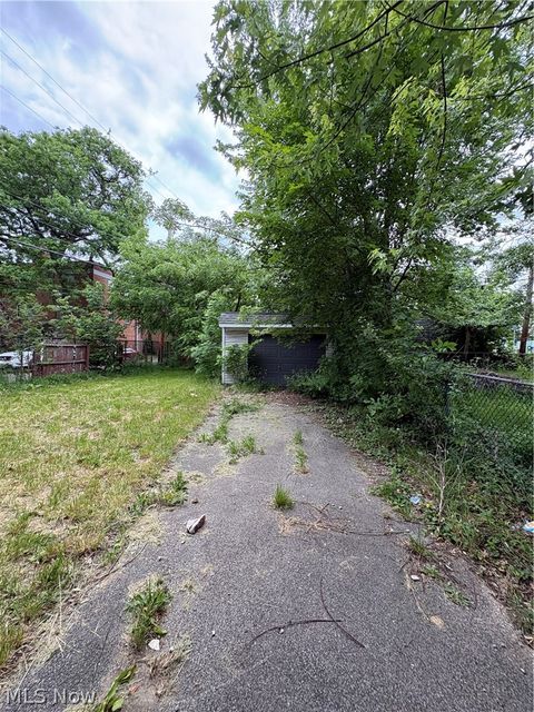 Tiny photo for 13010 Parkhill Avenue, Cleveland, OH 44120 (MLS # 5221256)