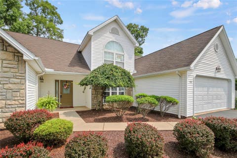 Photo for 601 E Western Reserve Road 1602