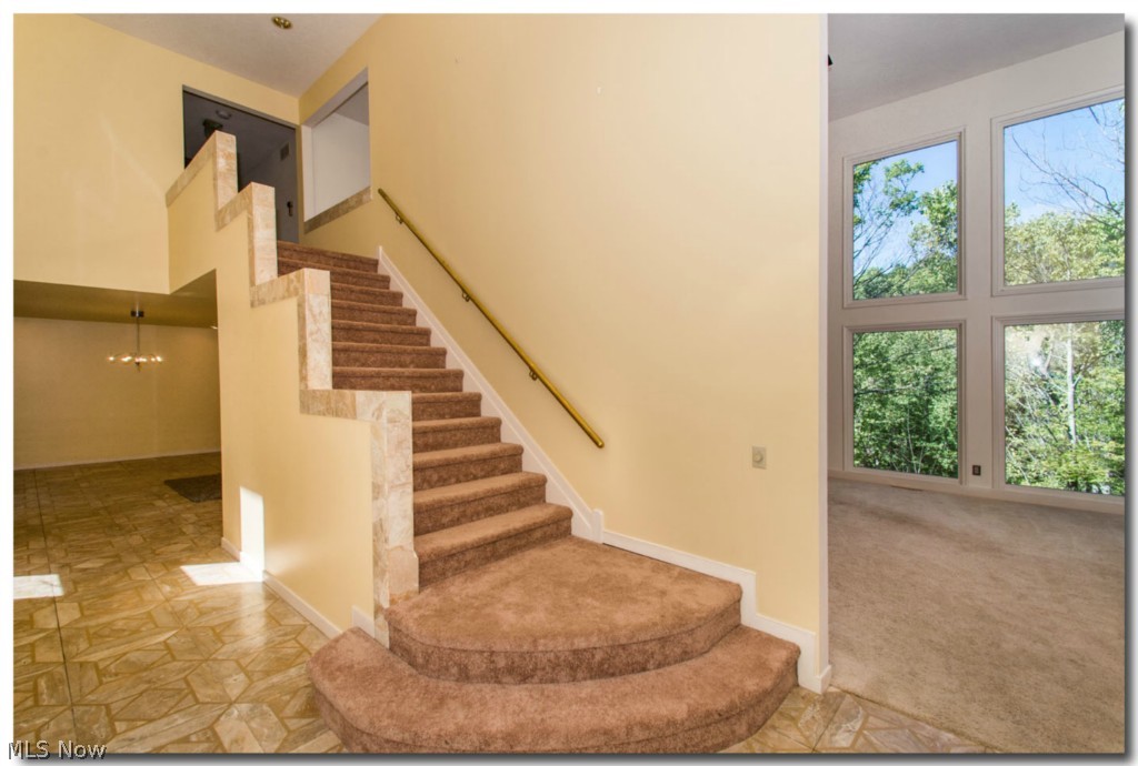 Schlund 01 - Residential Lease