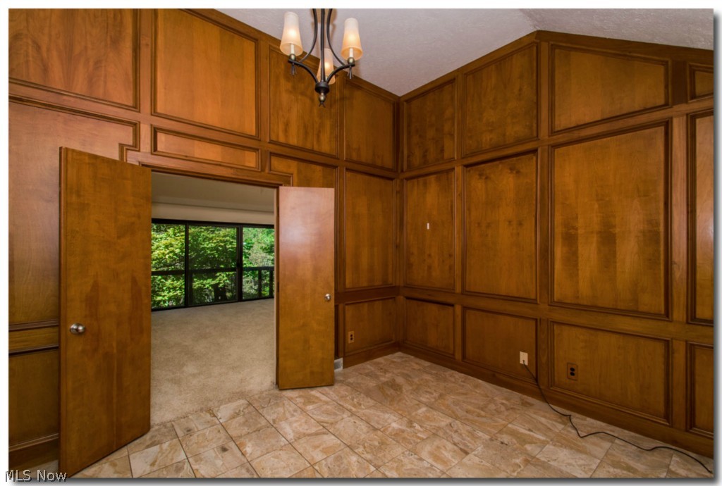 Schlund 01 - Residential Lease