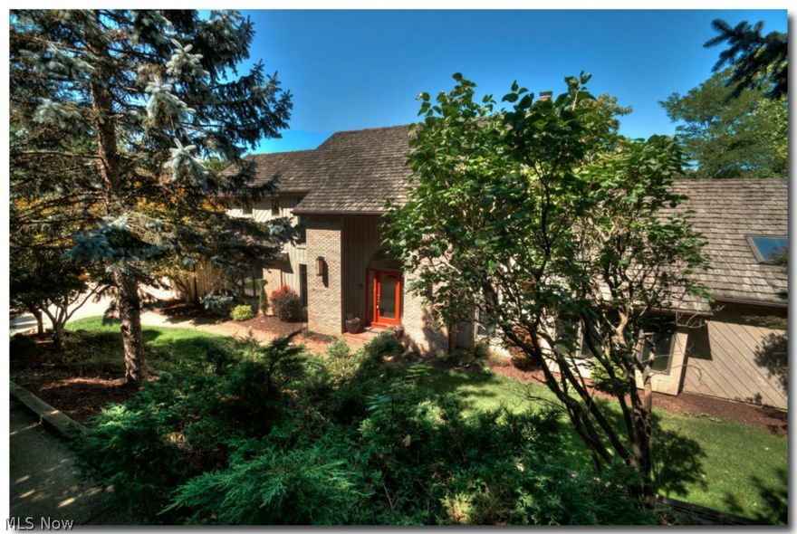 Over 6,000 sq ft in Brecksville that feels like your personal retreat at this amazing price! House is in move in condition but would be great for an investor or someone looking to put their own touch into this beautiful home, as some updates are needed. Interior is in clean, great condition but with your updates on this spectacular property that has a million dollar view, it could be to die for! Come see the stunning 3 tier deck overlooking a serene setting. 
Also for Sale see MLS# 3642951.