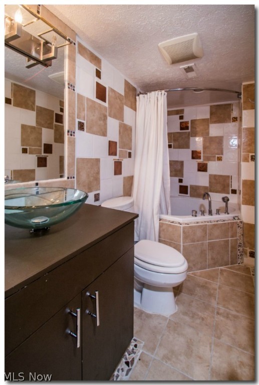 Schlund 01 - Residential Lease