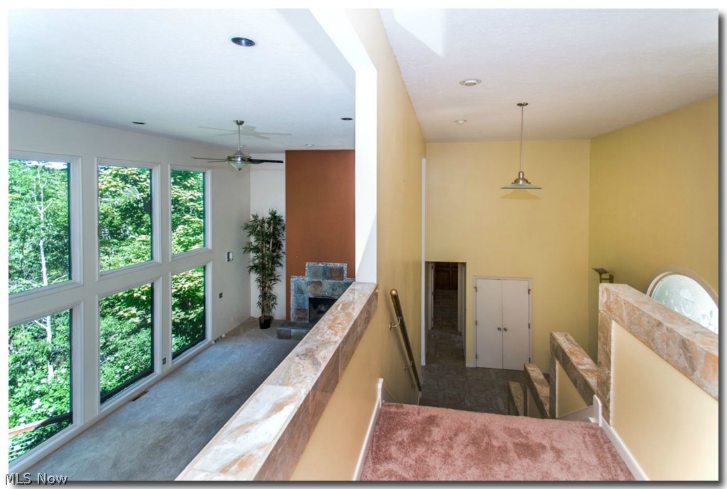 Schlund 01 - Residential Lease