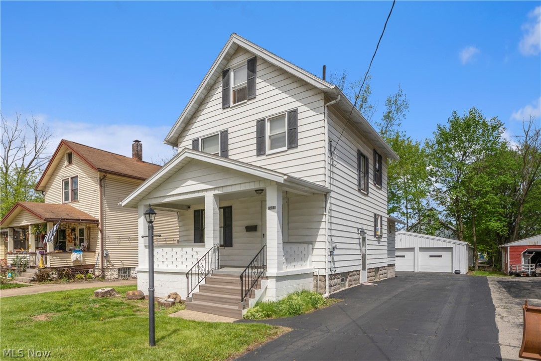 Lyons - Residential
