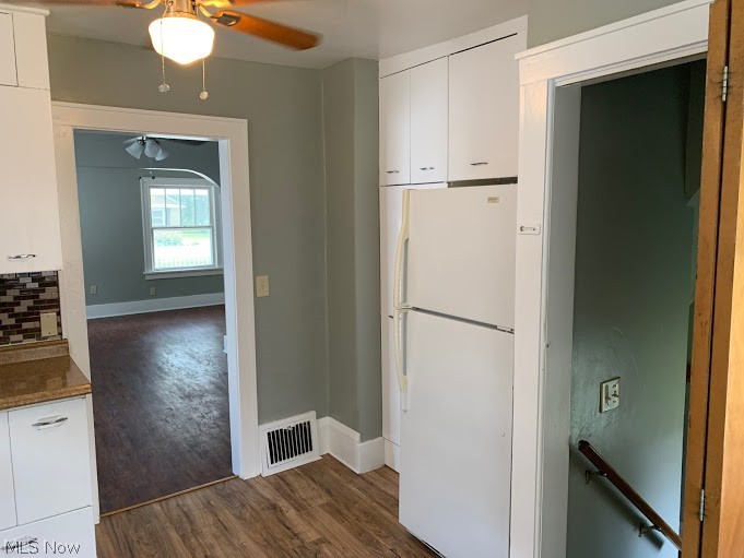 Plat Showing Sub - Residential Lease