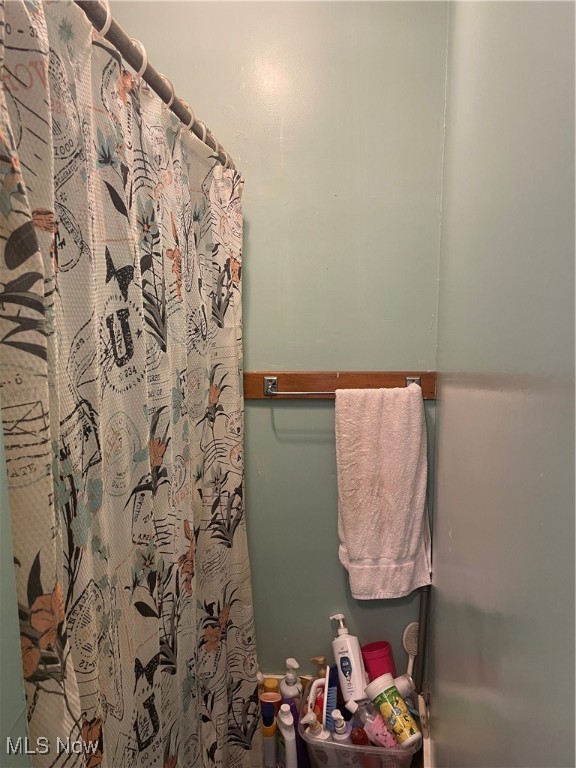 Barberton, Ohio 44203, United States, 2 Bedrooms Bedrooms, ,1 BathroomBathrooms,Residential,Active,192379