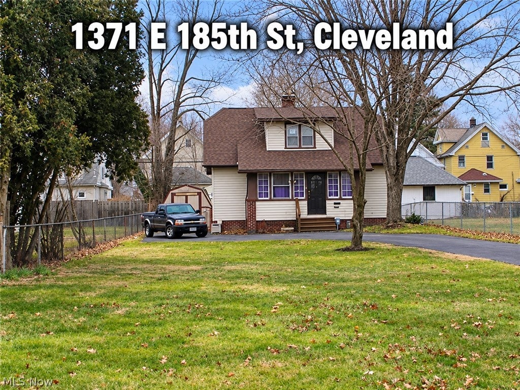 1005 Nela View Road