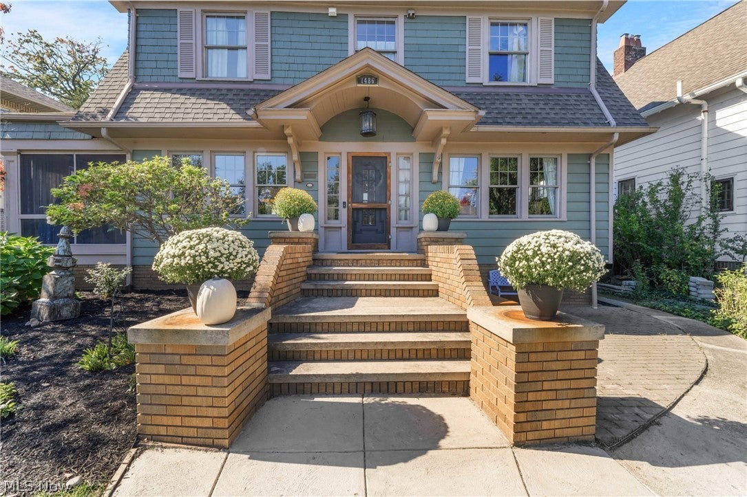 1486 Lewis Drive