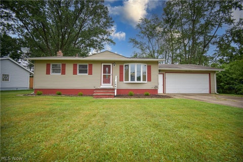 Photo of 1445 Andrea Drive, Brunswick, OH 44212 (MLS # 5221166)