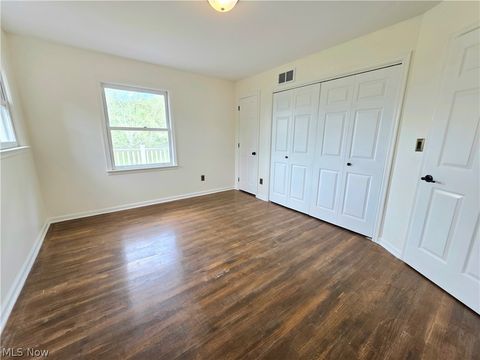 Tiny photo for 131 Loretto Lane, Parkersburg, WV 26101 (MLS # 5203398)