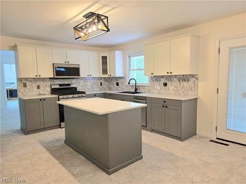 Tiny photo for 131 Loretto Lane, Parkersburg, WV 26101 (MLS # 5203398)