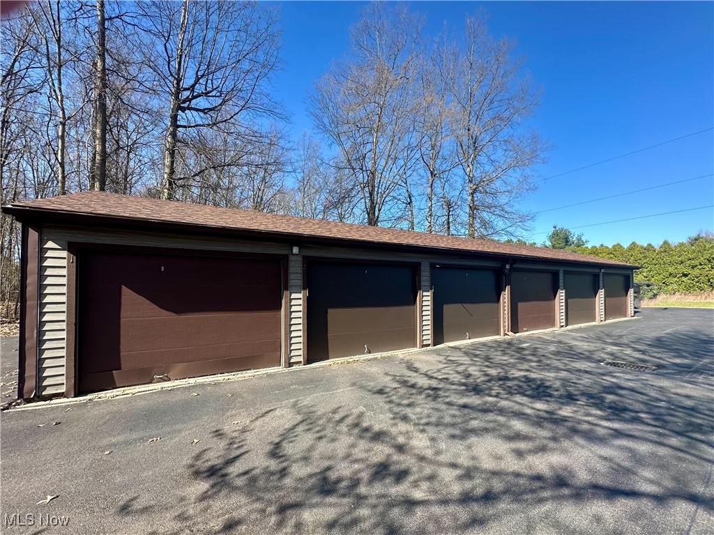 924 Nob Hill Drive #3, Niles, Ohio image 14