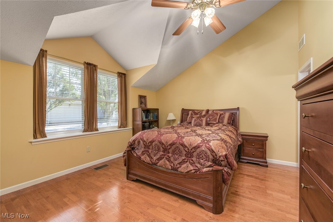 North Olmsted, Ohio 44070, United States, 3 Bedrooms Bedrooms, ,3 BathroomsBathrooms,Residential,Active,221549