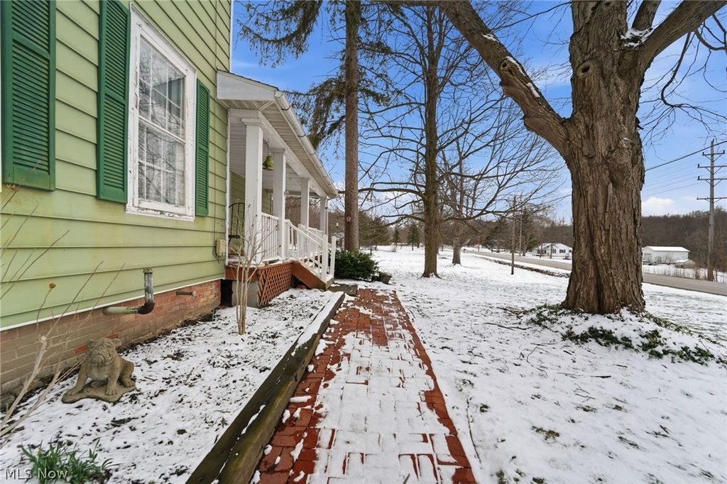 Photo of 1163 State Route 307 W, Jefferson, OH 44047 (MLS # 5194787)