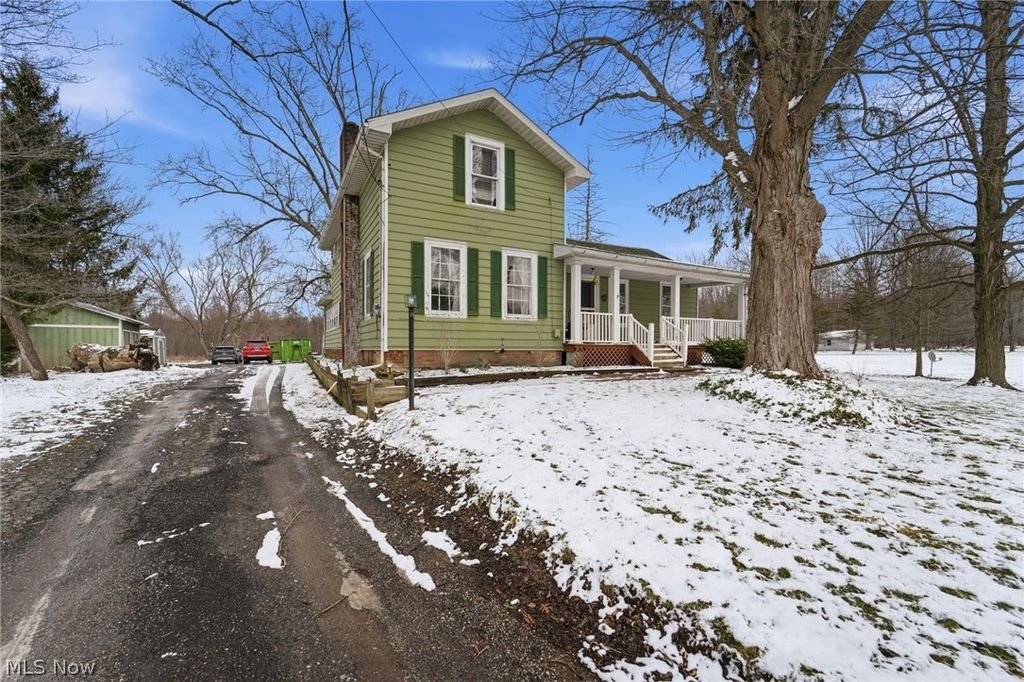 Photo of 1163 State Route 307 W, Jefferson, OH 44047 (MLS # 5194787)