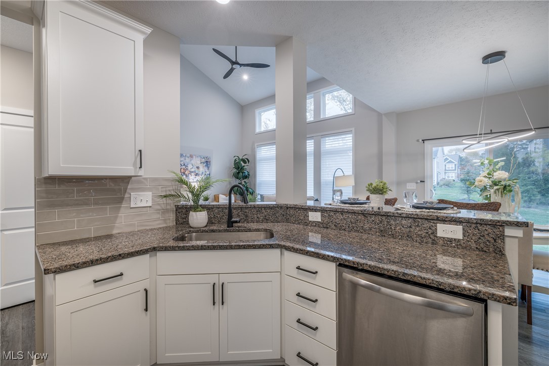 Villas/ City Cntr Sub - Residential