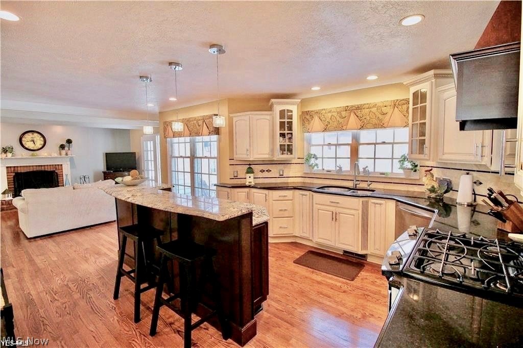 Williamsburg Colony - Residential