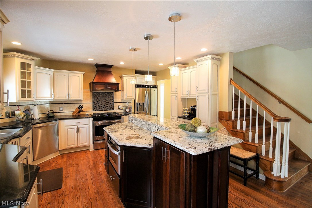 Williamsburg Colony - Residential