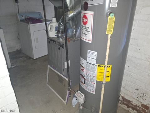 Tiny photo for 1087 E 64th Street, Cleveland, OH 44103 (MLS # 5204133)