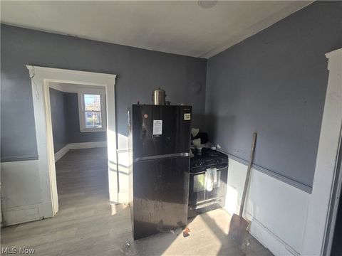 Tiny photo for 1087 E 64th Street, Cleveland, OH 44103 (MLS # 5204133)