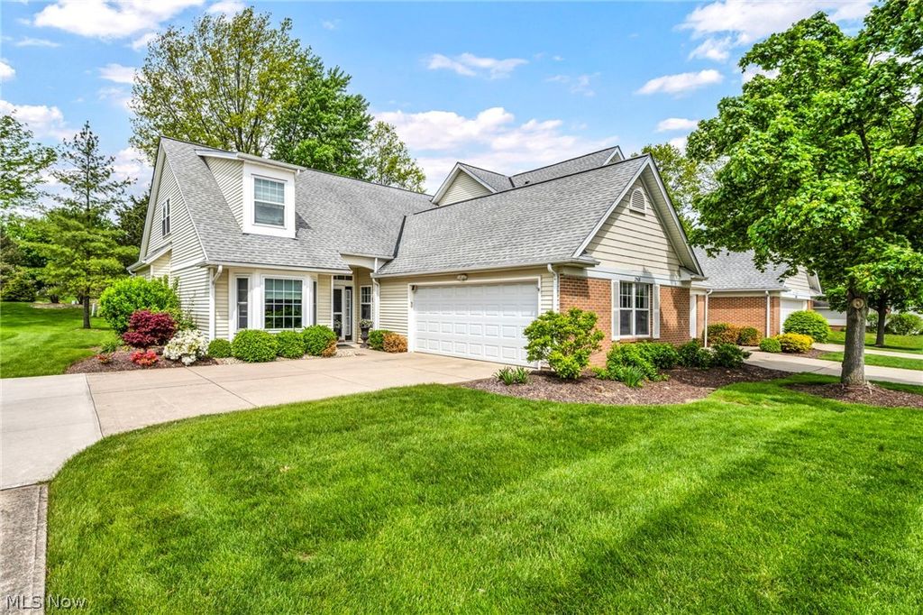 Photo of 2568 Woodruff Court, Westlake, OH 44145 (MLS # 5208130)