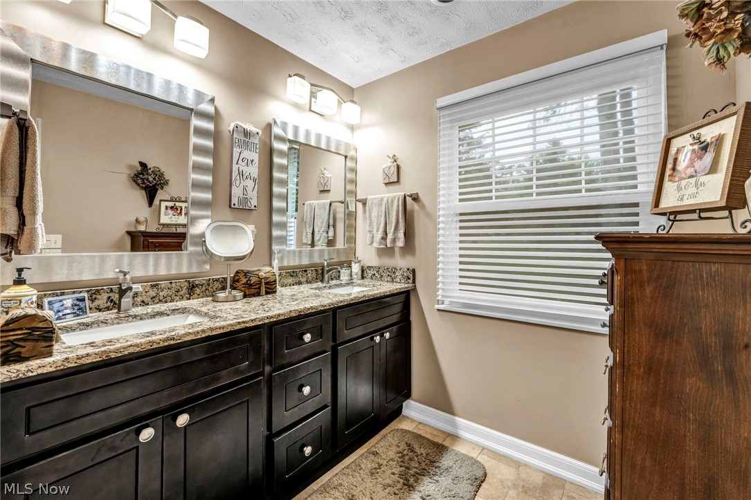 Vintage Glen - Residential
