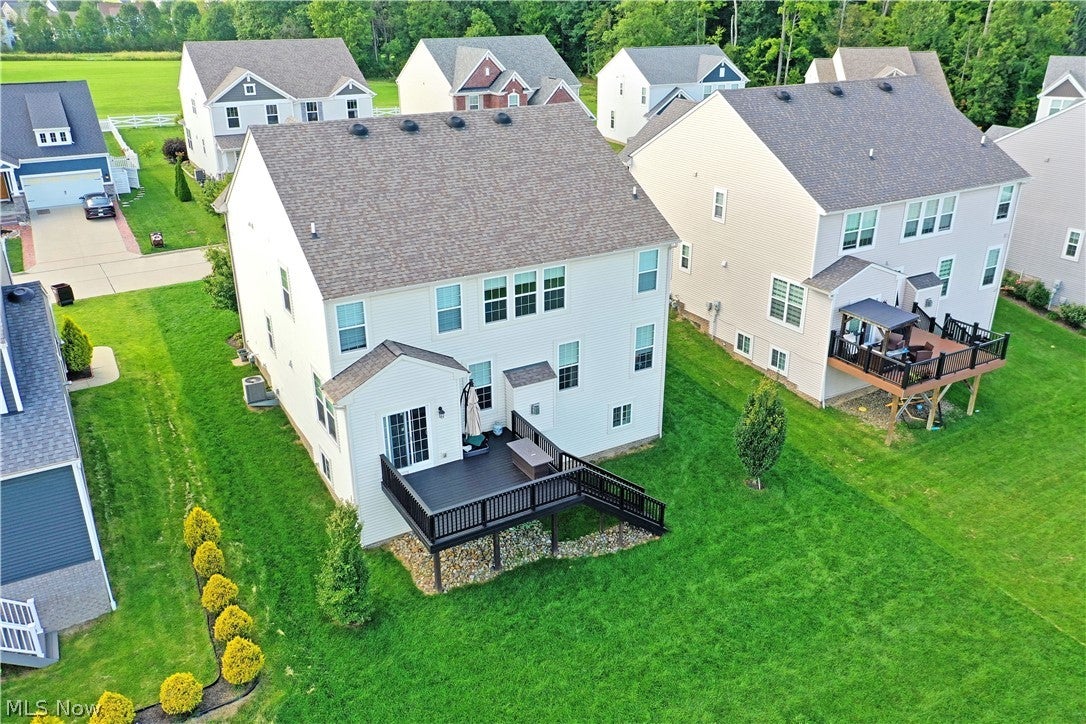 987 Hawkin Lane