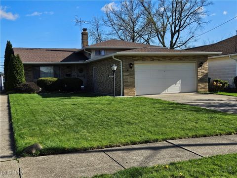 15809 Dunbury Drive, Maple Heights, OH 44137 - MLS#: 5113693