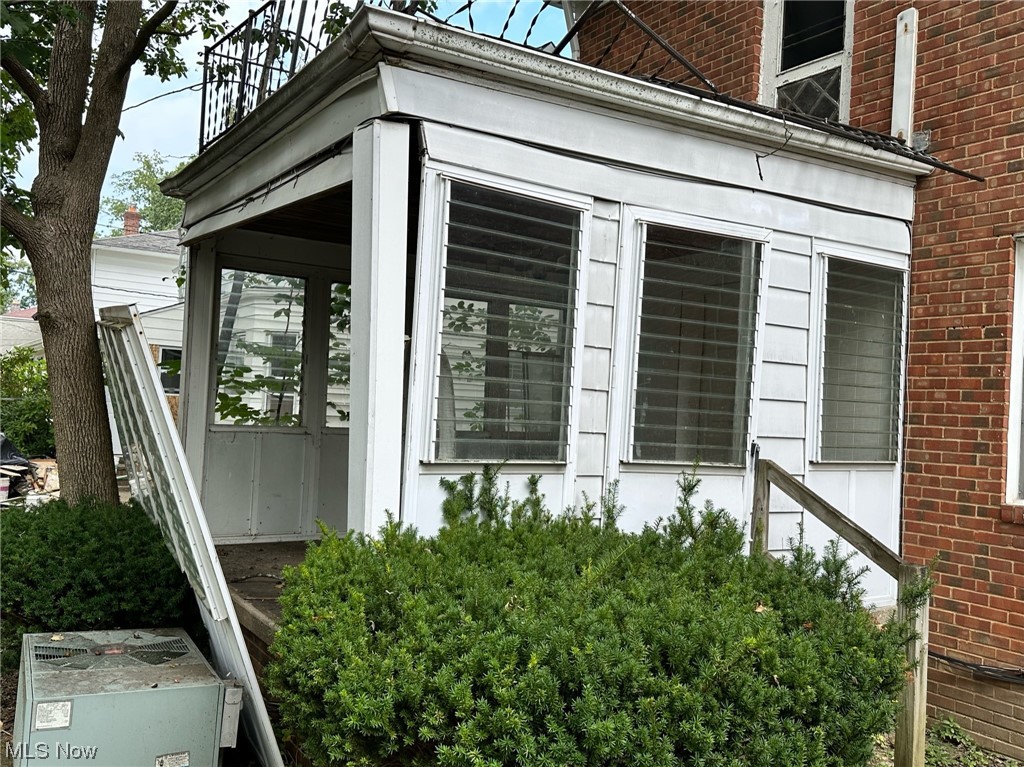 Rapid Transit Land Sales Compa - Residential