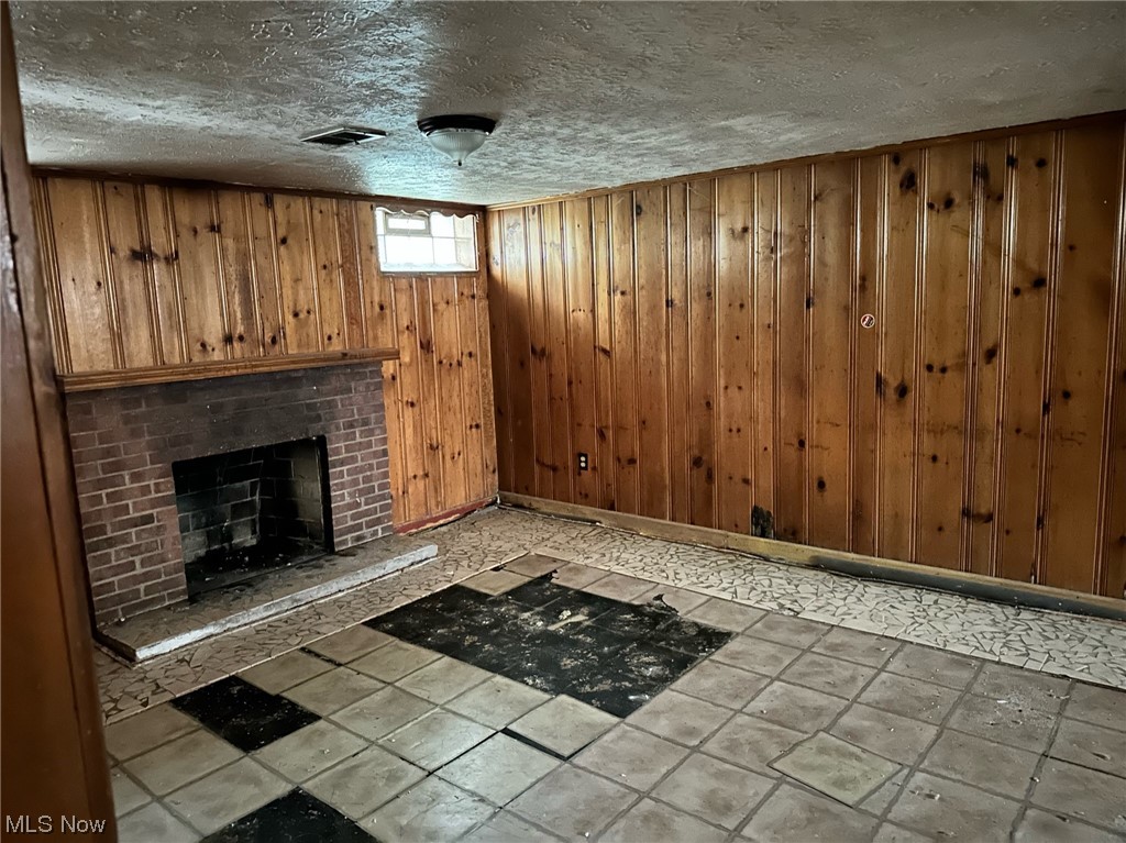 Rapid Transit Land Sales Compa - Residential