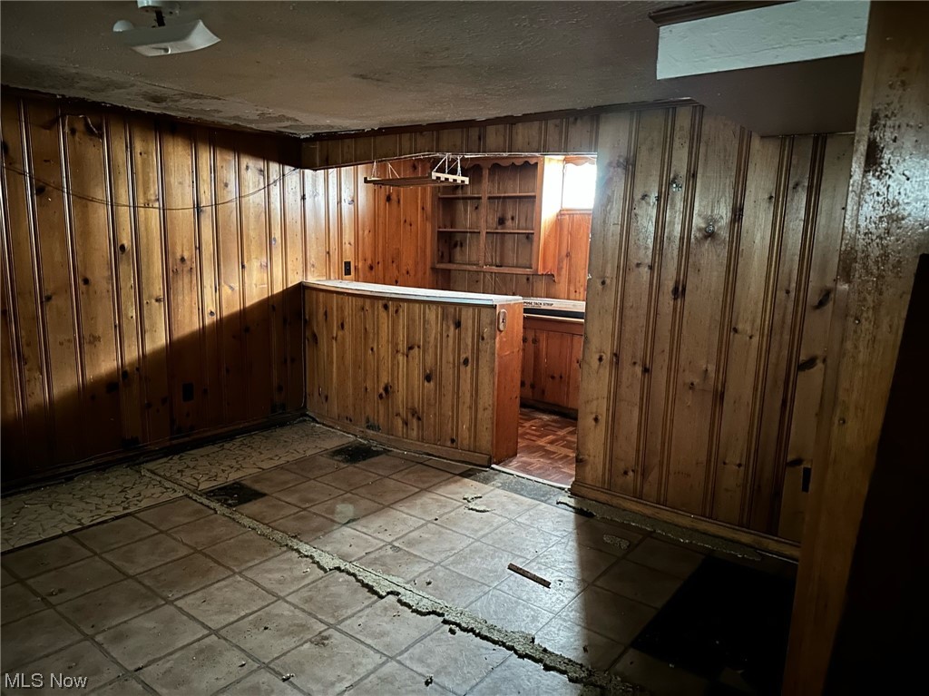 Rapid Transit Land Sales Compa - Residential