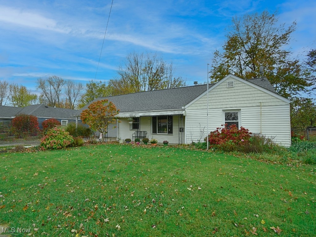 1058 Stevens Boulevard, Eastlake, Ohio image 32