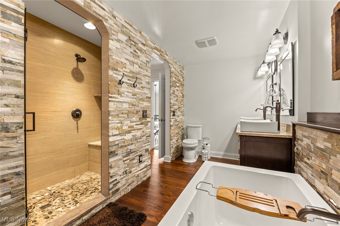 Nineteenth Green Allotment - Residential