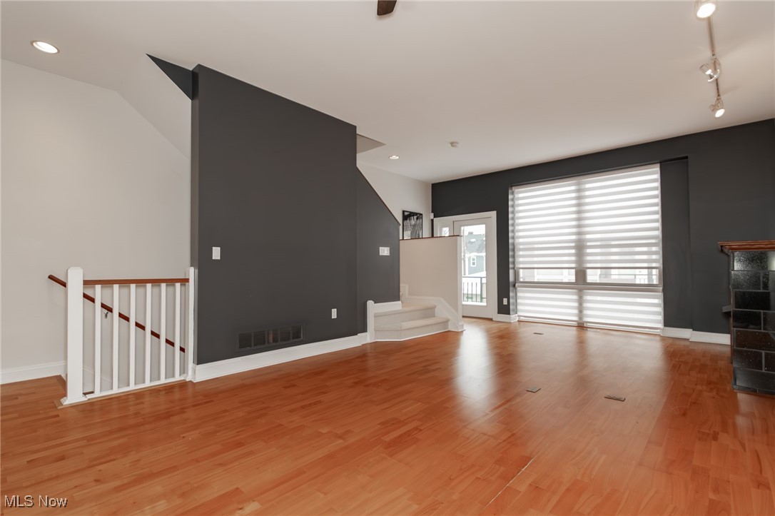 Larchmere Court Condos - Residential