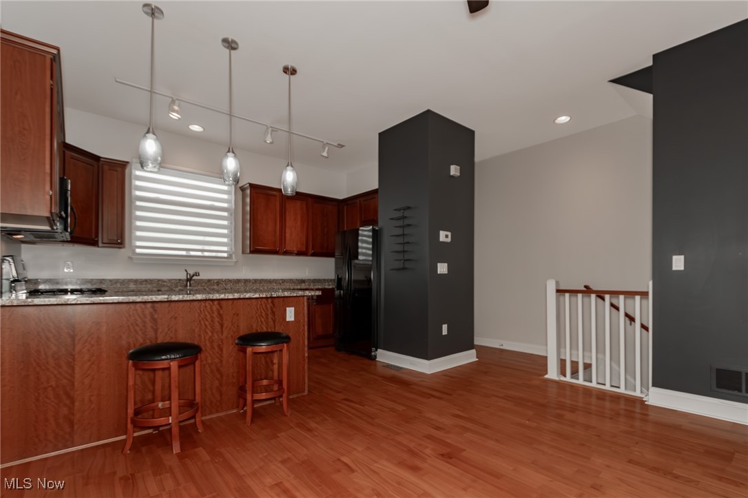 Larchmere Court Condos - Residential