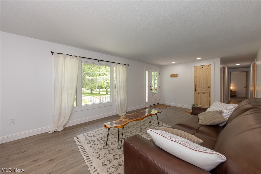 12133 Snow Road