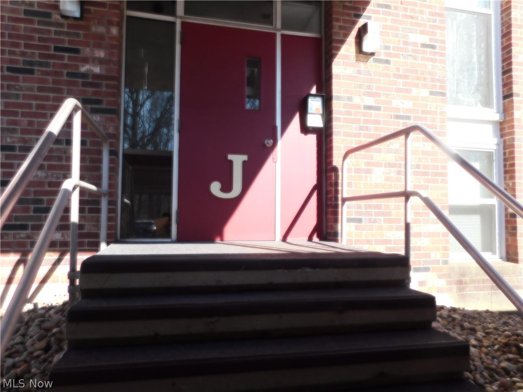 Terrace North Condo - Residential