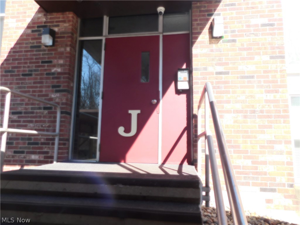 Terrace North Condo - Residential