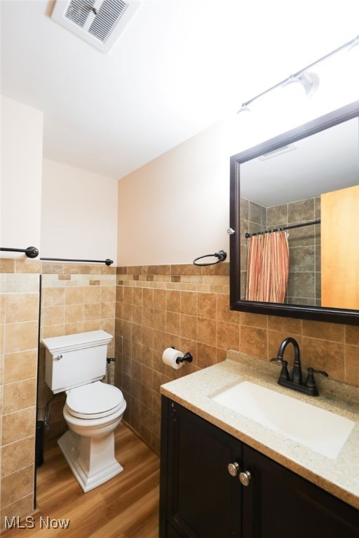 Salem, Ohio 44460, United States, 4 Bedrooms Bedrooms, ,3 BathroomsBathrooms,Residential,Contingent,162172