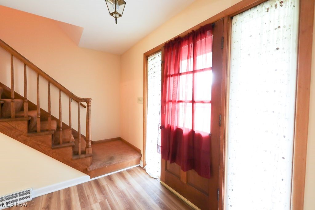 Salem, Ohio 44460, United States, 4 Bedrooms Bedrooms, ,3 BathroomsBathrooms,Residential,Contingent,162172