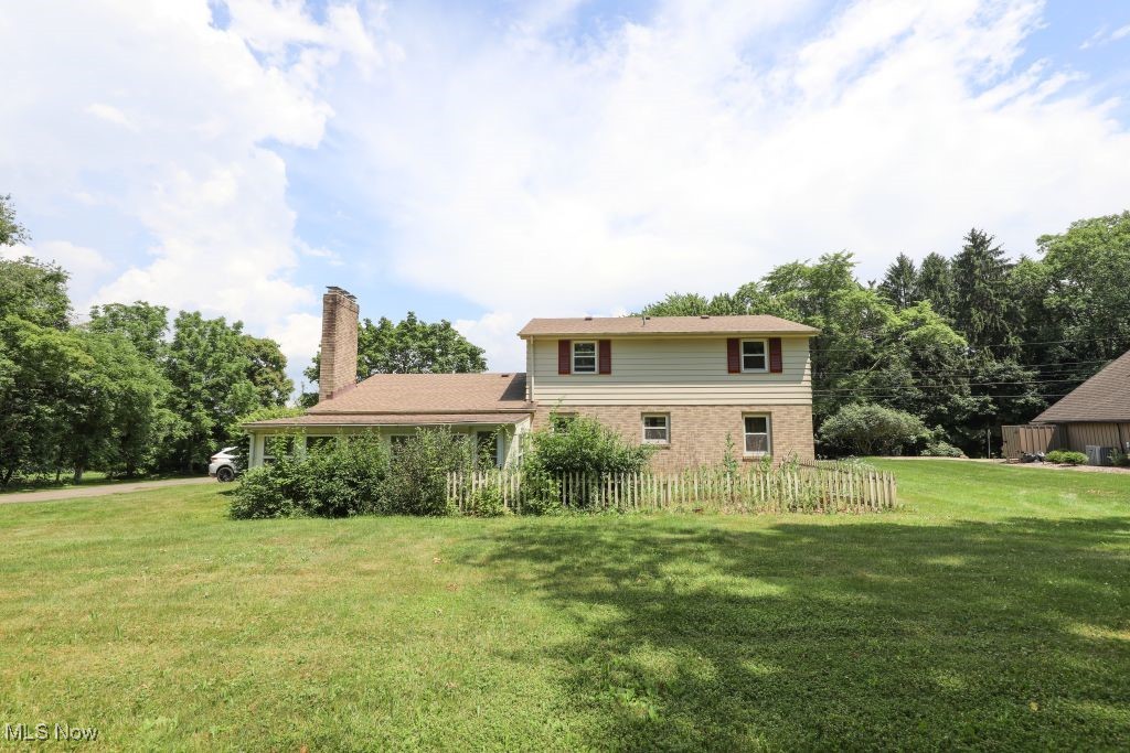 Salem, Ohio 44460, United States, 4 Bedrooms Bedrooms, ,3 BathroomsBathrooms,Residential,Contingent,162172