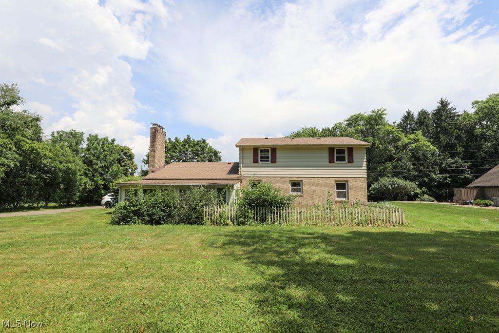 Salem, Ohio 44460, United States, 4 Bedrooms Bedrooms, ,3 BathroomsBathrooms,Residential,Contingent,162172