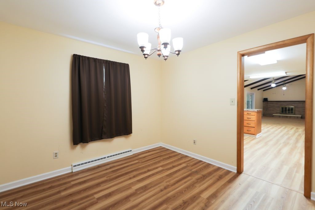 Salem, Ohio 44460, United States, 4 Bedrooms Bedrooms, ,3 BathroomsBathrooms,Residential,Contingent,162172