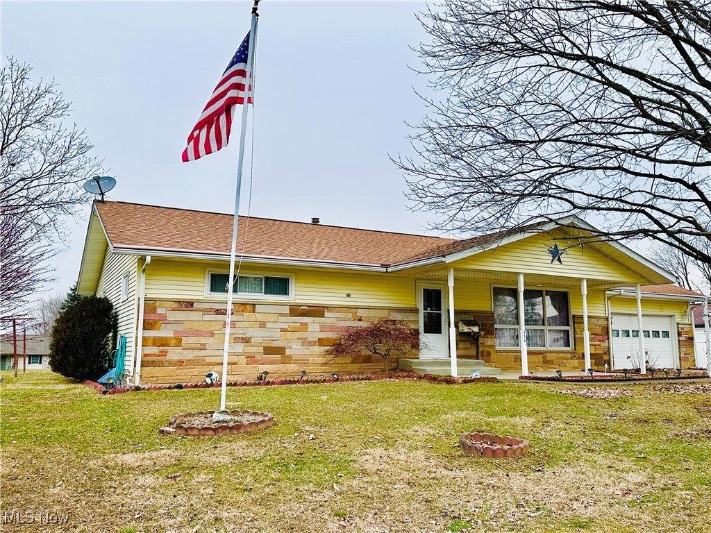 256 W Spruce Avenue, Byesville, Ohio image 2