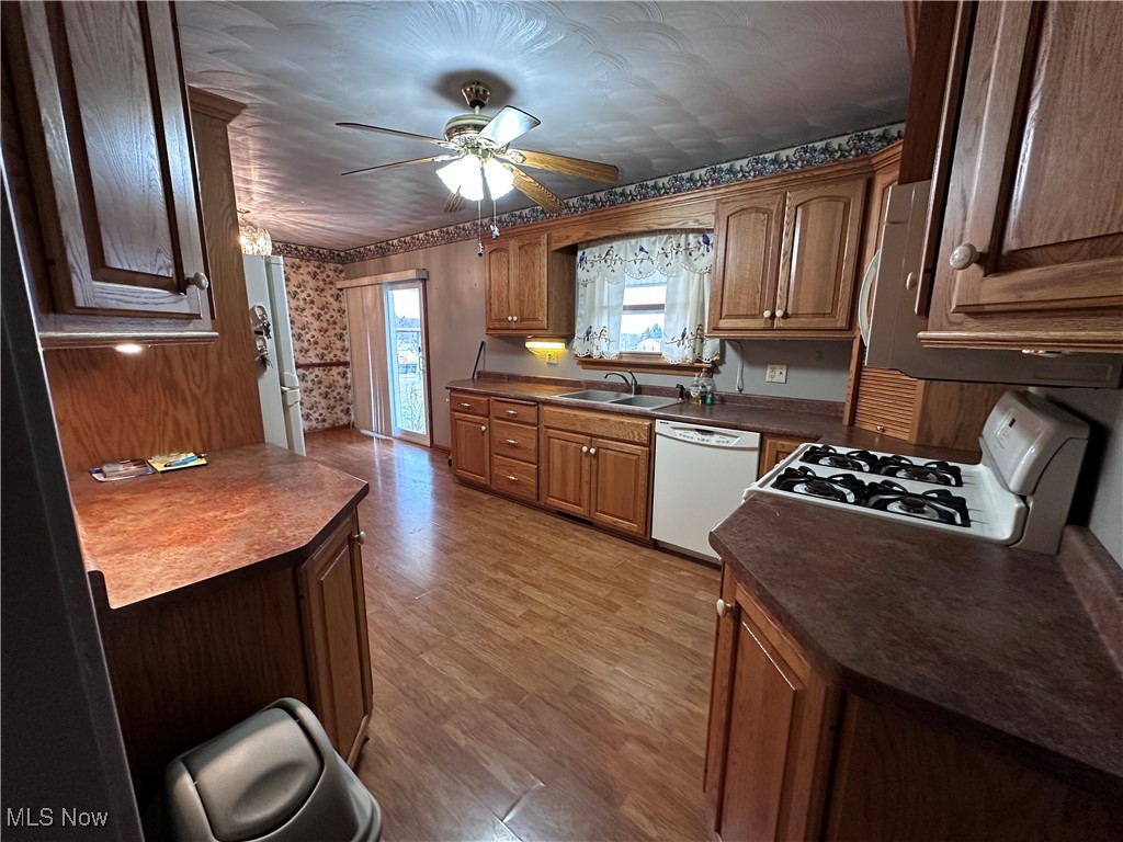 256 W Spruce Avenue, Byesville, Ohio image 32