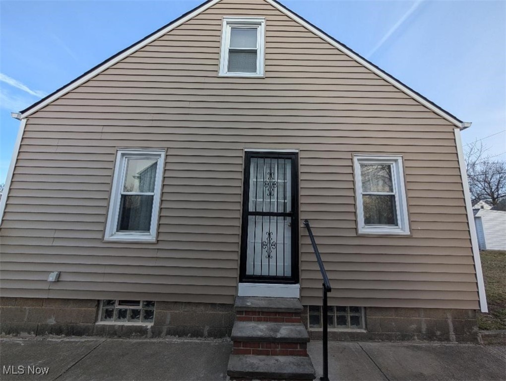 14504 Kennerdown Avenue, Maple Heights, Ohio image 2