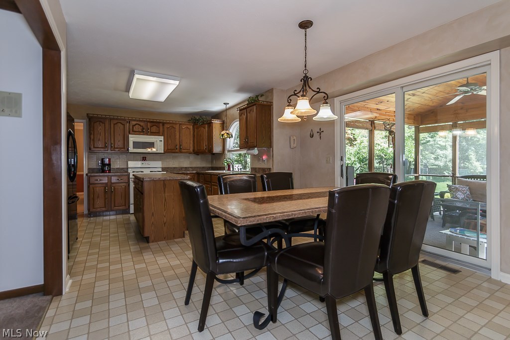 Highland Woods 02 - Residential